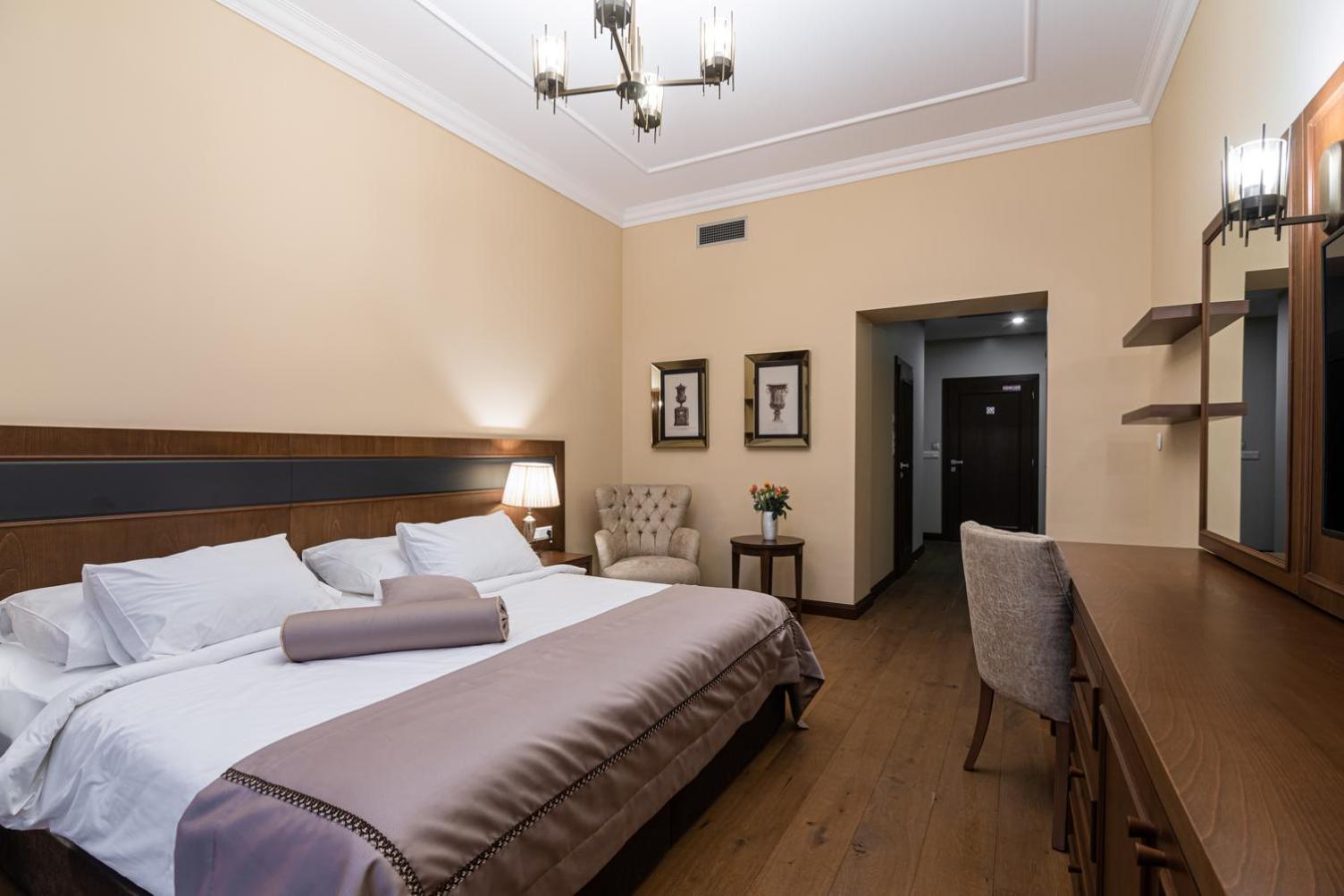 Hotel Michael'S Palace Košice Exteriör bild